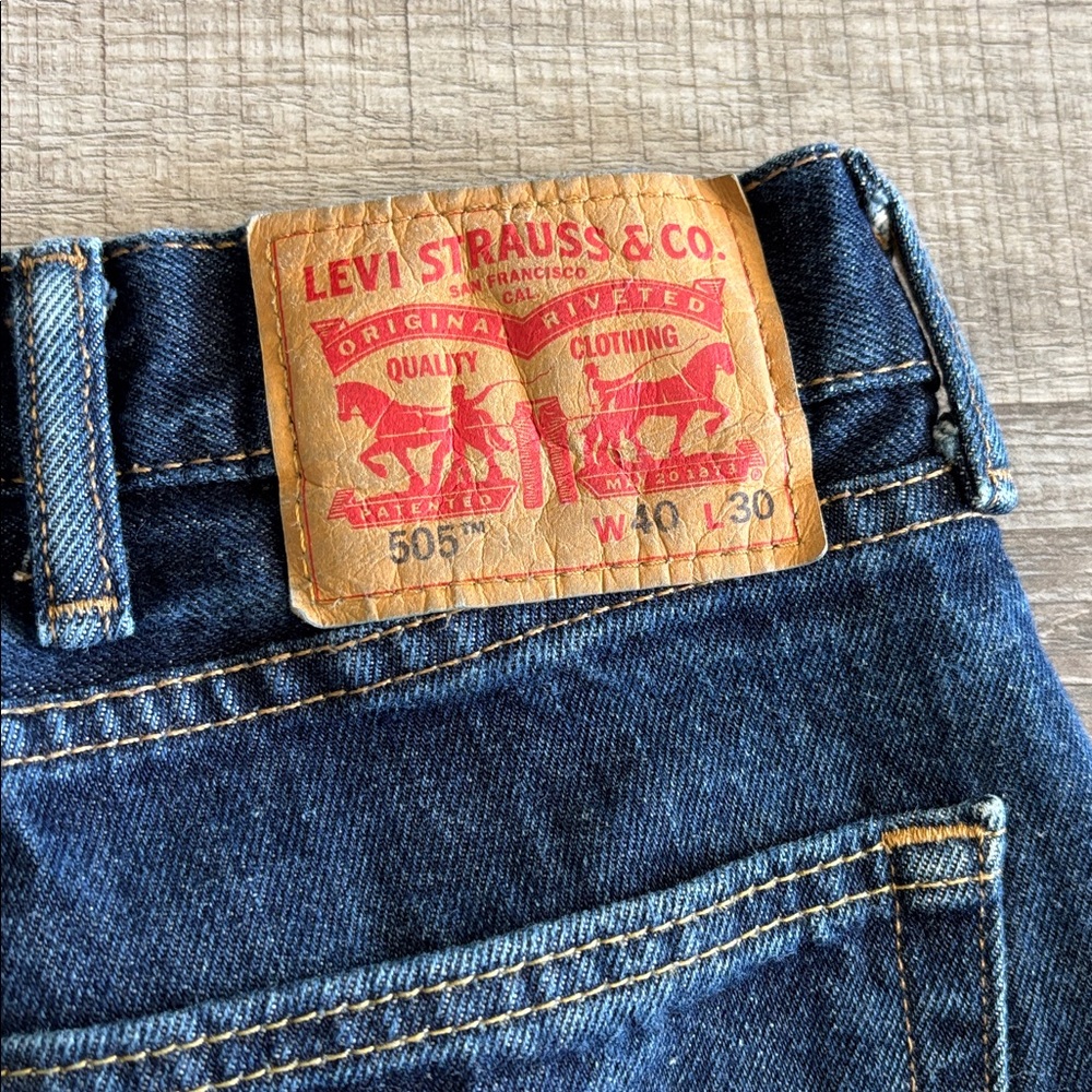 Men’s Levi’s 505 40 x 30 Blue Jeans Great Condition
